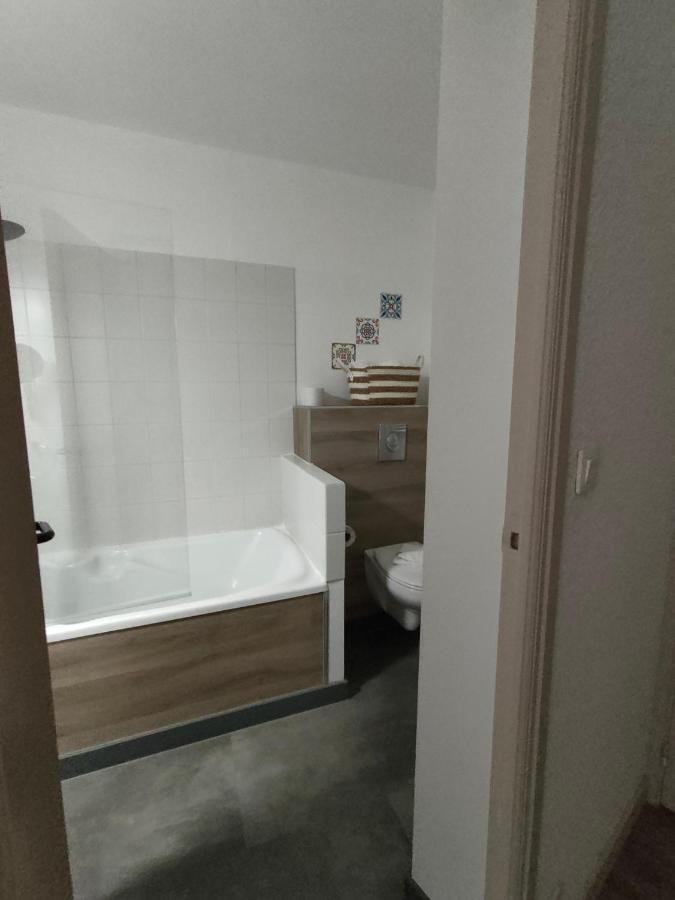 Hotel Au Val Dore Ла-Бурбуль Экстерьер фото